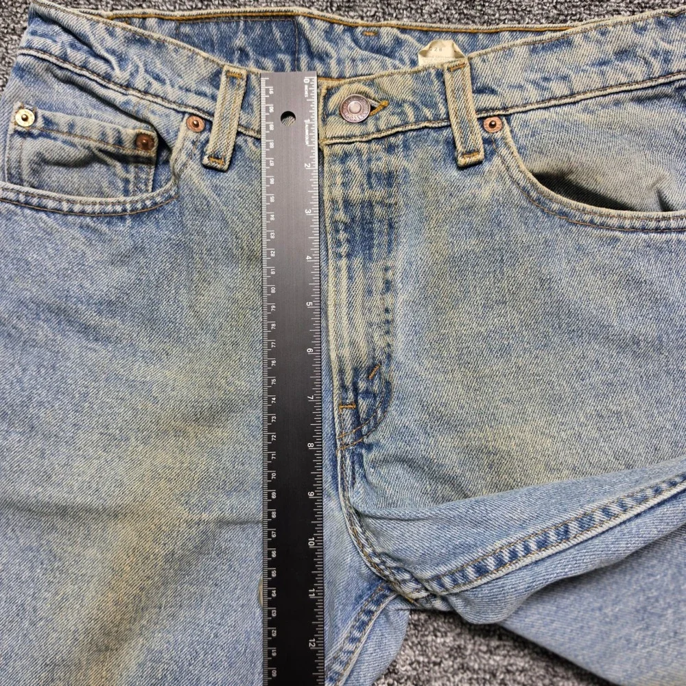 Vintage 550 Relaxed Tapered Leg Jeans Mens 30x30 Light Wash Levi's Made in USA